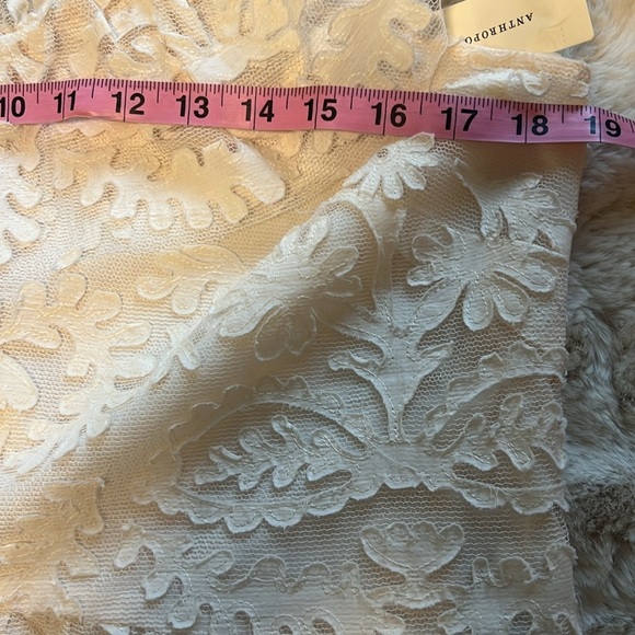 Anthropologie Elegant Cream Lace Blouse NWT size Medium - Picture 4 of 4